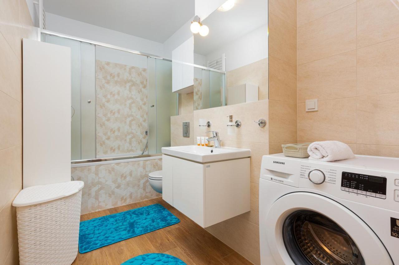 Mokotow Business Center Apartments By Noclegi Renters Warszawa Exteriör bild